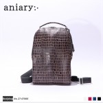 【aniary|アニアリ】ティントエンボシングレザー ボディバッグ 27-07000-PBK